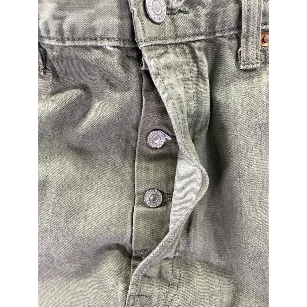 Levis please be
